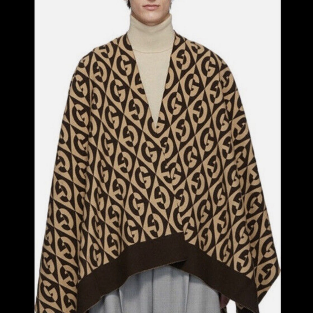GUCCI GG RHOMBUS PONCHO. - Picture 3 of 11